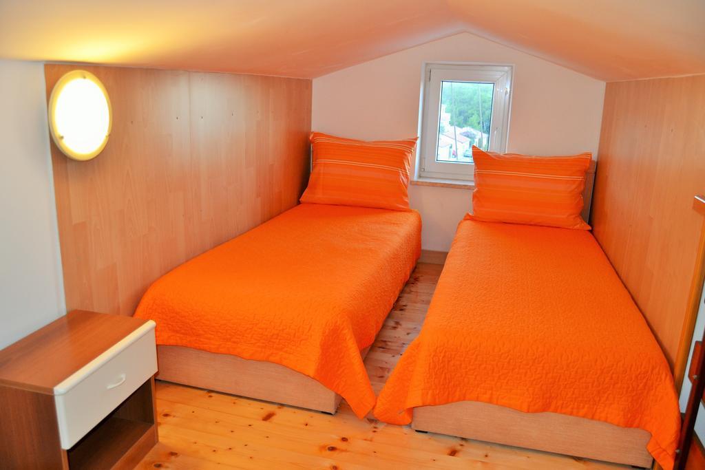 Apartments Tanja Premantura Pokoj fotografie