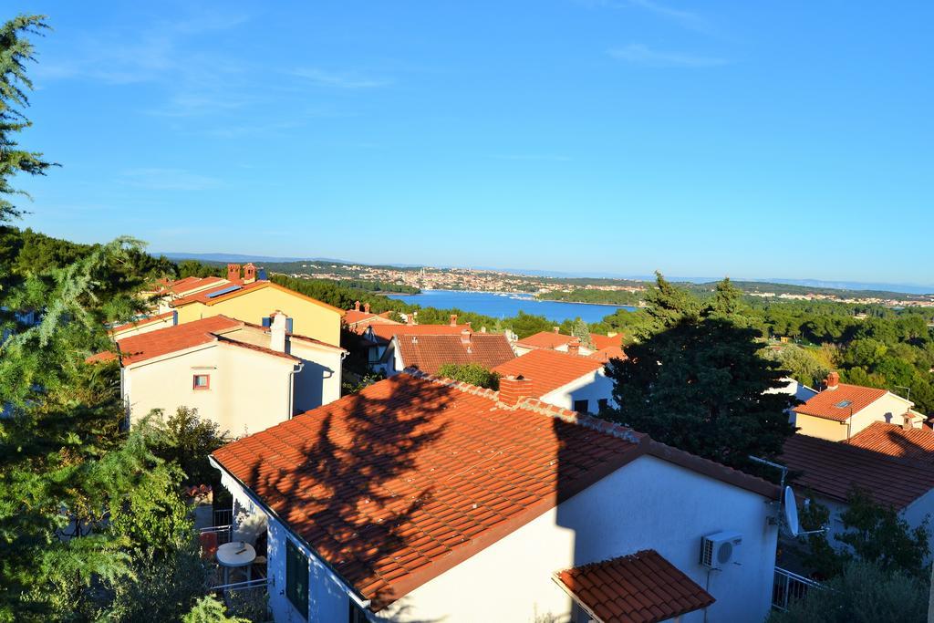 Apartments Tanja Premantura Pokoj fotografie