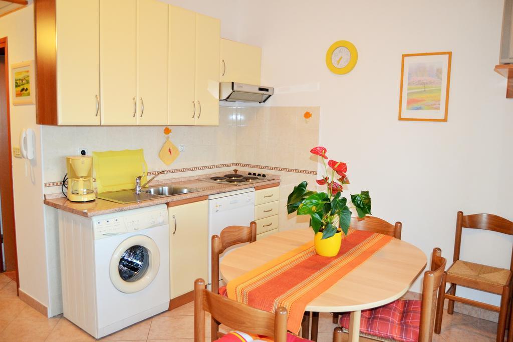 Apartments Tanja Premantura Pokoj fotografie